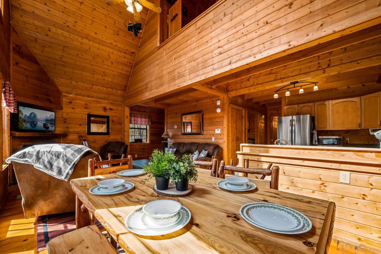 Great Smoky Mountains Cabin!, Secluded, Pet-Kid Friendly! Sevierville Kültér fotó