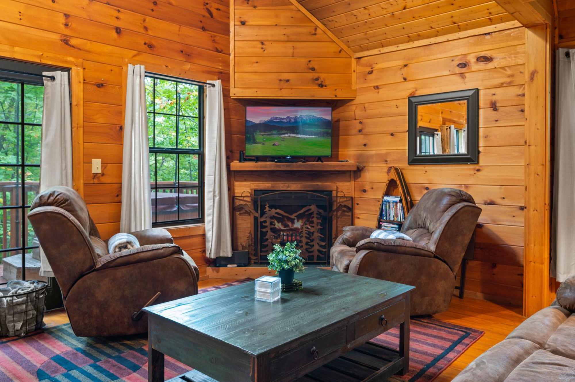 Great Smoky Mountains Cabin!, Secluded, Pet-Kid Friendly! Sevierville Kültér fotó